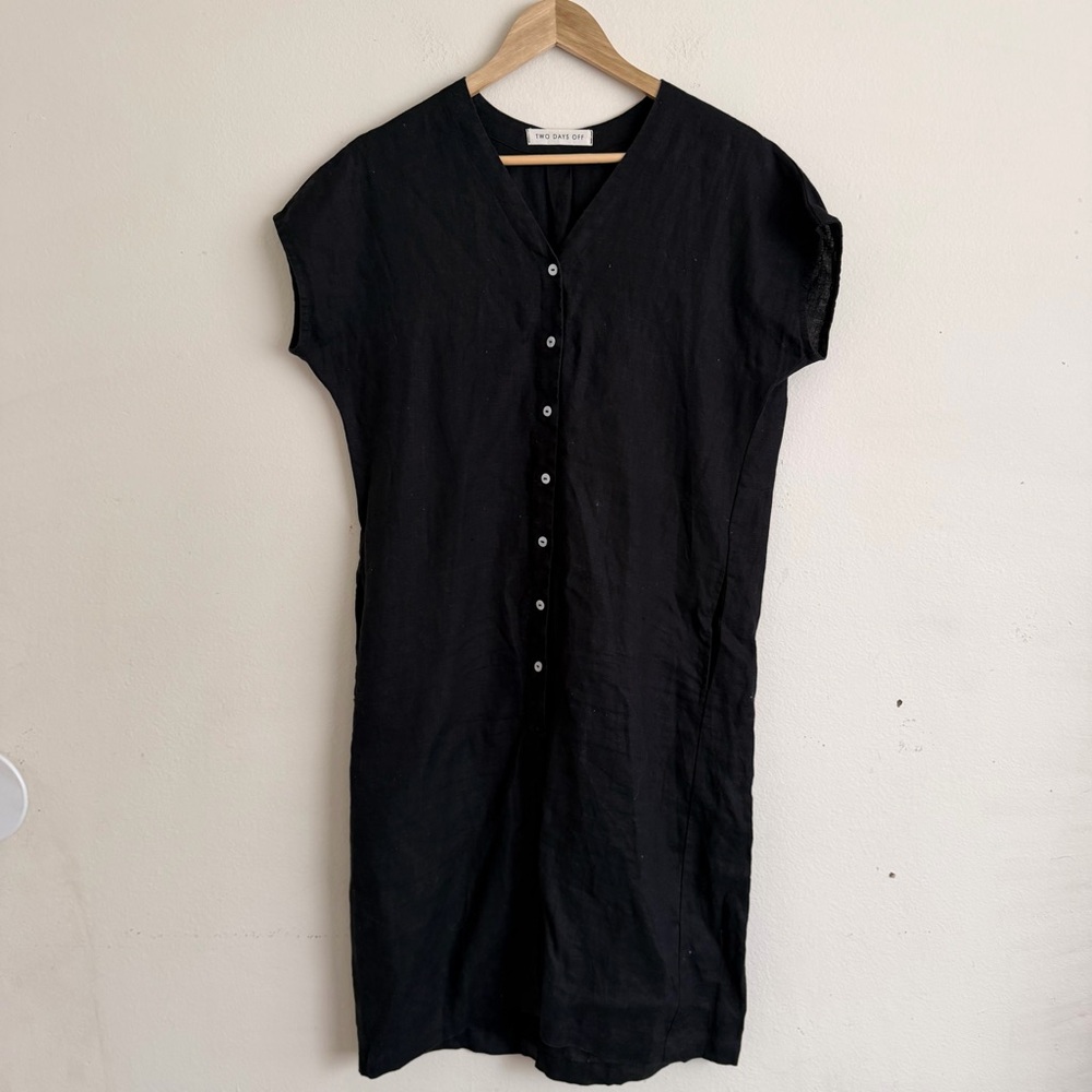 Two Days Off Haruko Black 100% Linen Button Front Midi Dress Size M